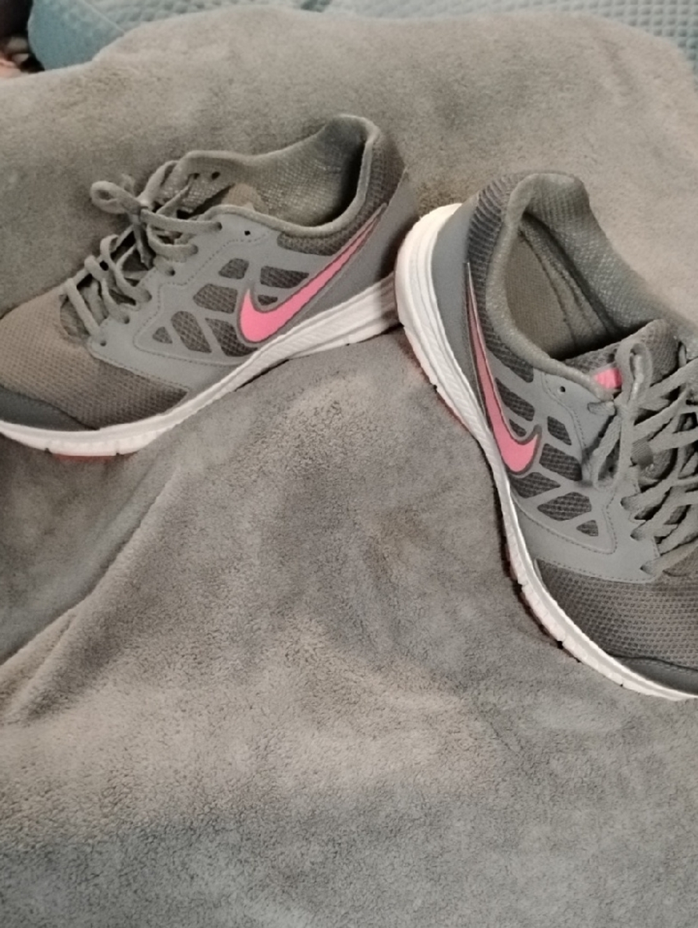 Nike Women's Gray with Pink Swoosh Athletic Running Shoes